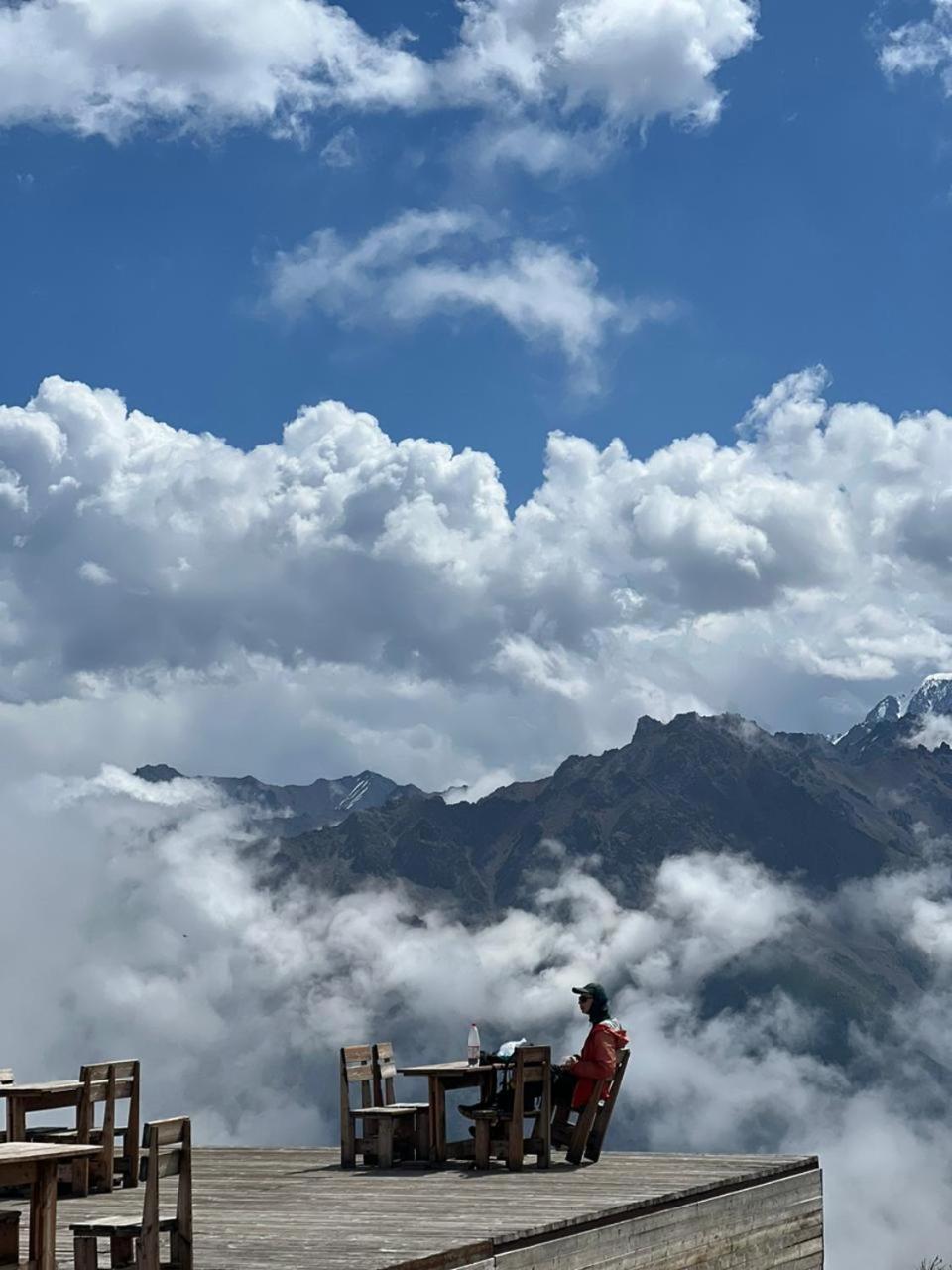 Yurta Base Camp, Shymbulak Mountain Resort Besqaynar Екстериор снимка